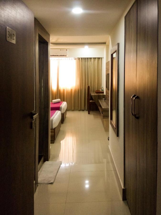 Nexstay Crystal Residency Kozhikode Extérieur photo
