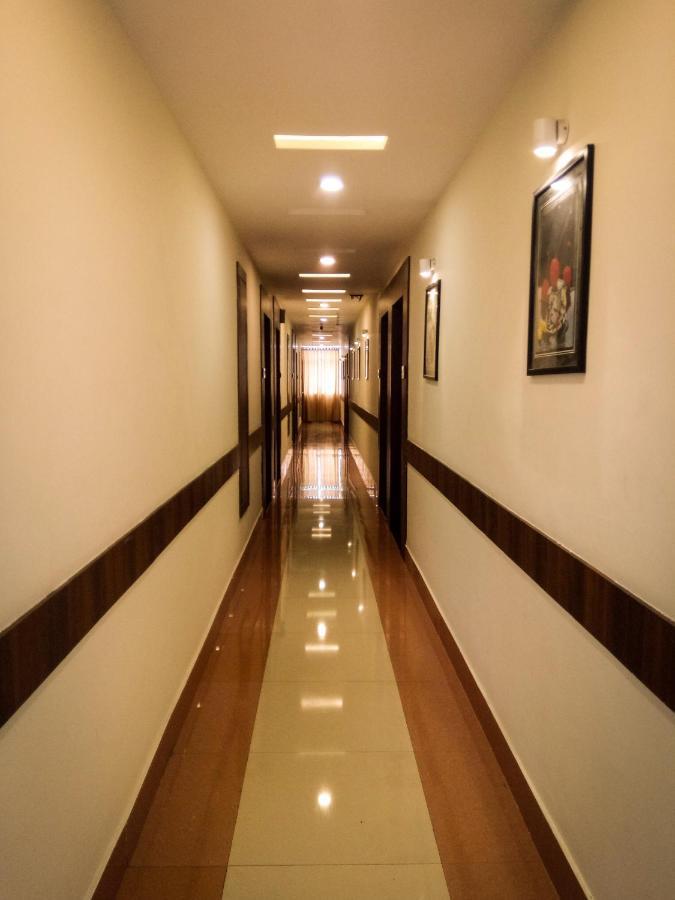 Nexstay Crystal Residency Kozhikode Extérieur photo